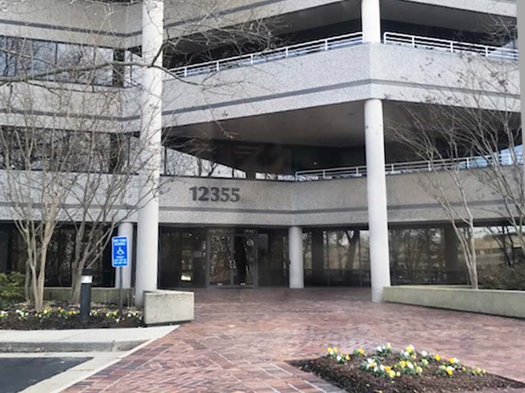 Exterior Photo of Reston The Perfect Workout Location